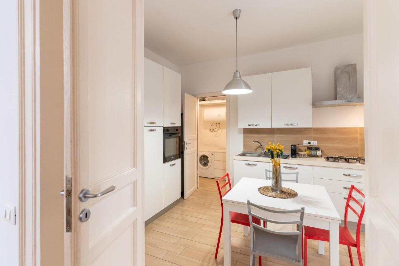 Four Luxury Apartment Palermo Ngoại thất bức ảnh